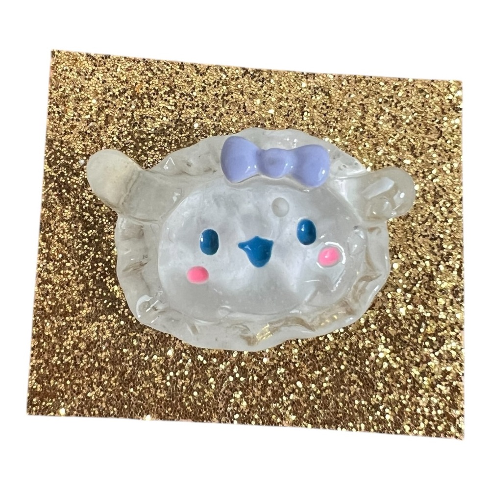 NEW Adorable White Bear Lapel Pin - Picture 1 of 2